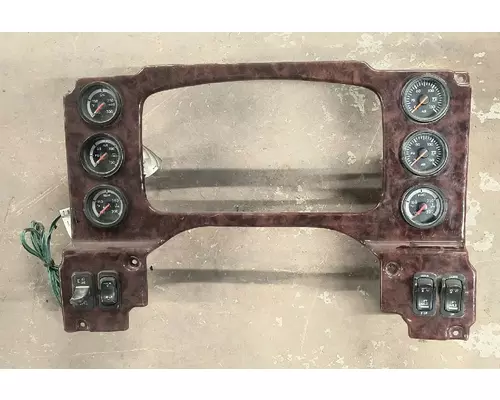 Dash Panel FREIGHTLINER  Vriens Truck Parts