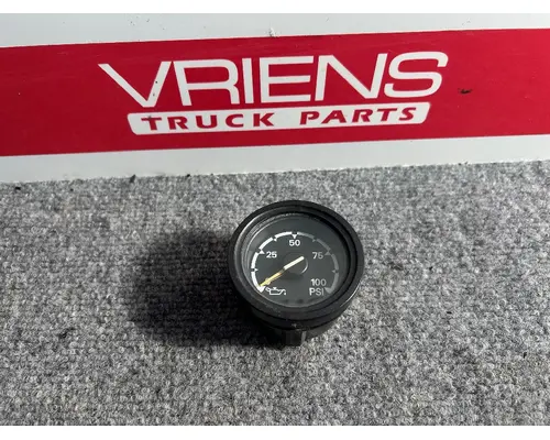 Gauges (all) FREIGHTLINER  Vriens Truck Parts