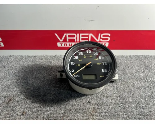 Gauges (all) FREIGHTLINER  Vriens Truck Parts