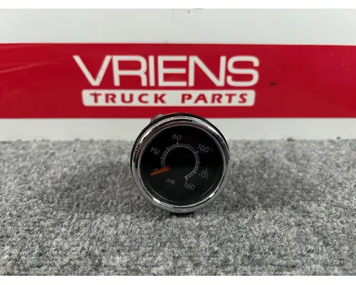 Gauges (all) FREIGHTLINER  Vriens Truck Parts