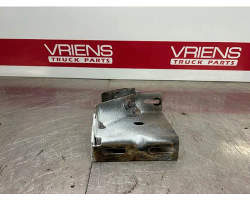Hood Hinge FREIGHTLINER  Vriens Truck Parts