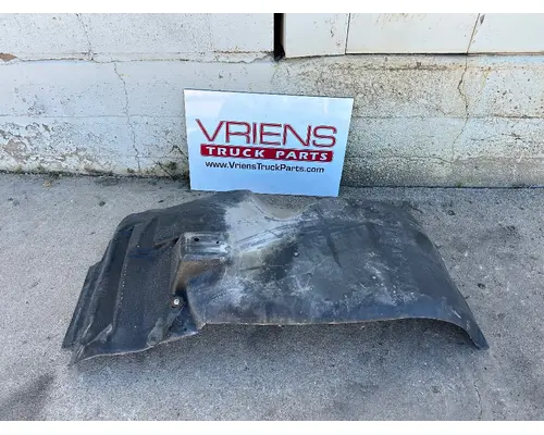 Inner Fender FREIGHTLINER  Vriens Truck Parts