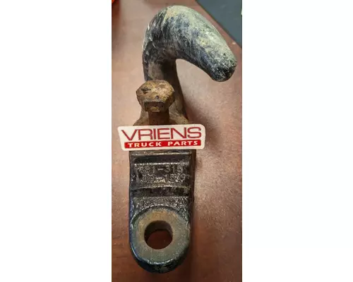 Trailer Hitch FREIGHTLINER  Vriens Truck Parts