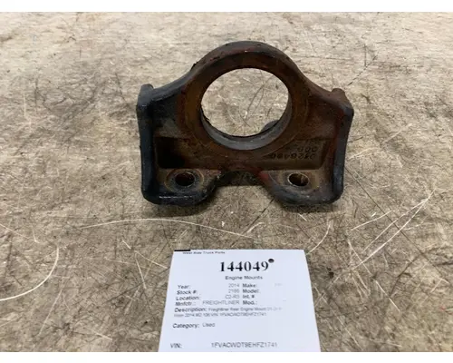 Engine Mounts FREIGHTLINER 01-26490-000 West Side Truck Parts