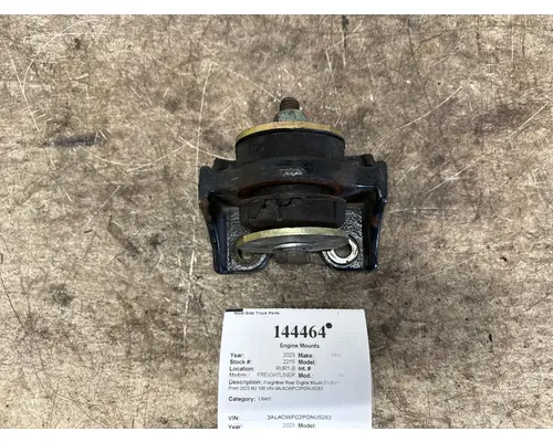 Engine Mounts FREIGHTLINER 01-26490-000 West Side Truck Parts