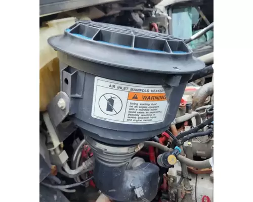 Freightliner 108SD Air Cleaner