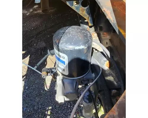 Freightliner 108SD Air Drier