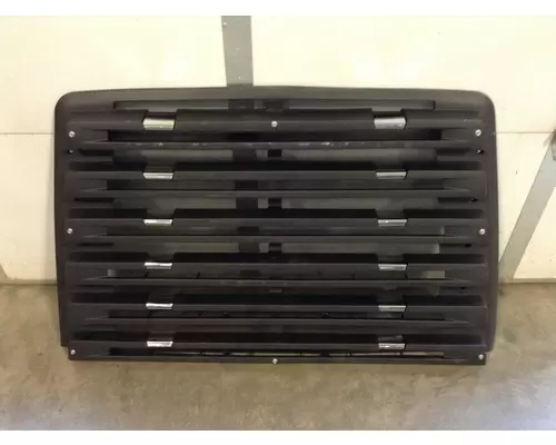 Freightliner 108SD Grille