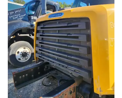 Freightliner 108SD Grille