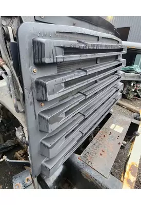 Freightliner 108SD Grille