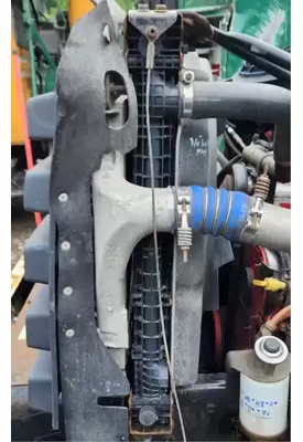Freightliner 108SD Intercooler