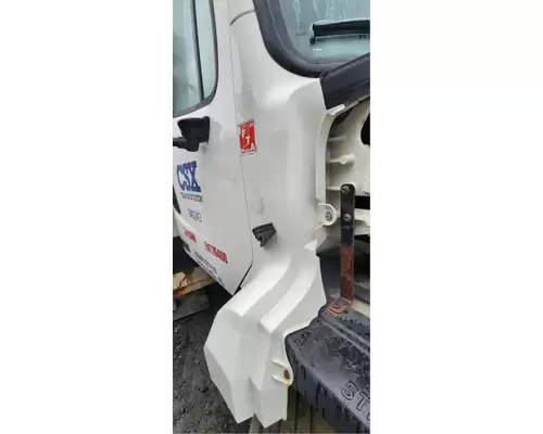 Cowl Freightliner 108SD Complete Recycling Group LLC