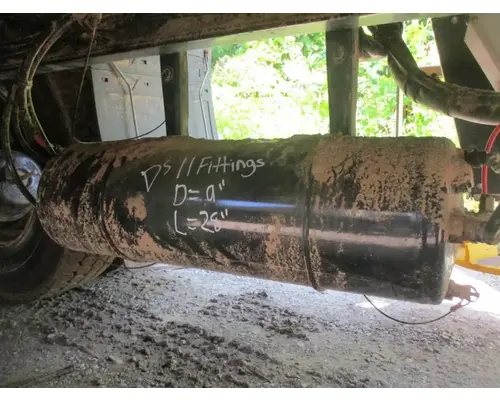Freightliner 114SD Air Tank