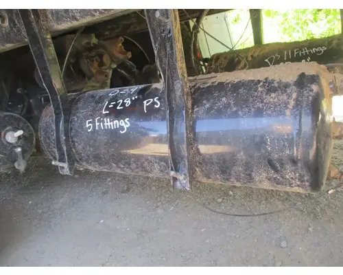 Freightliner 114SD Air Tank