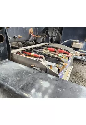 Freightliner 114SD Battery Box