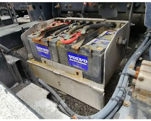 Freightliner 114SD Battery Box