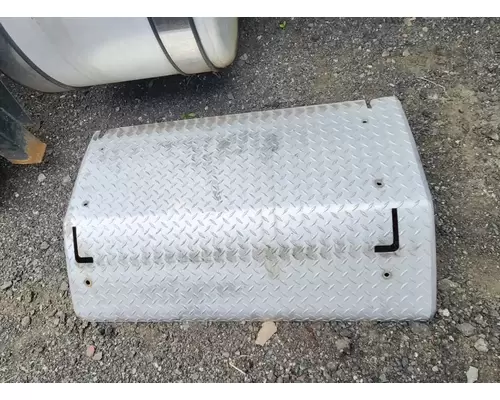 Freightliner 114SD Battery Box