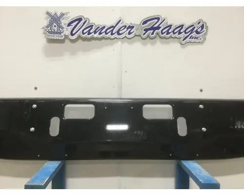 Freightliner 114SD Bumper Assembly, Front