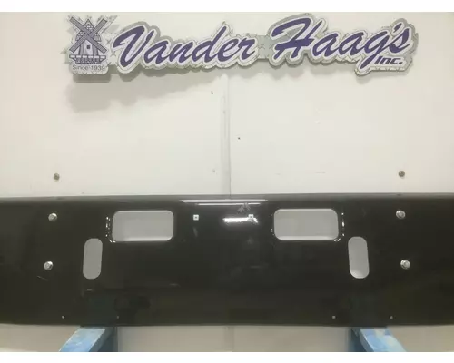 Freightliner 114SD Bumper Assembly, Front