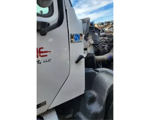 Freightliner 114SD Cowl