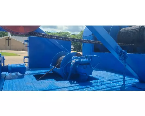 Freightliner 114SD Equipment (Whole Vehicle)