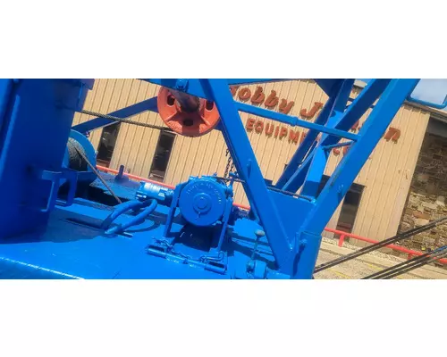 Freightliner 114SD Equipment (Whole Vehicle)
