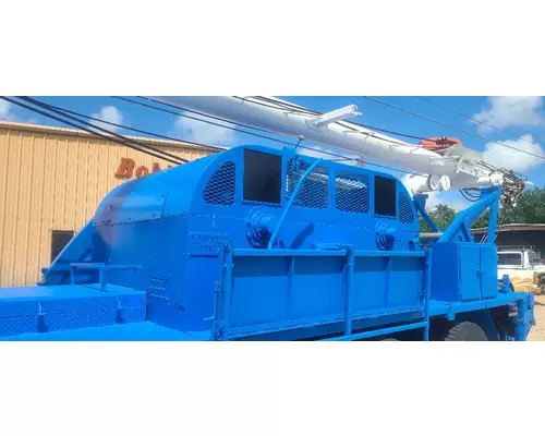 Freightliner 114SD Equipment (Whole Vehicle)