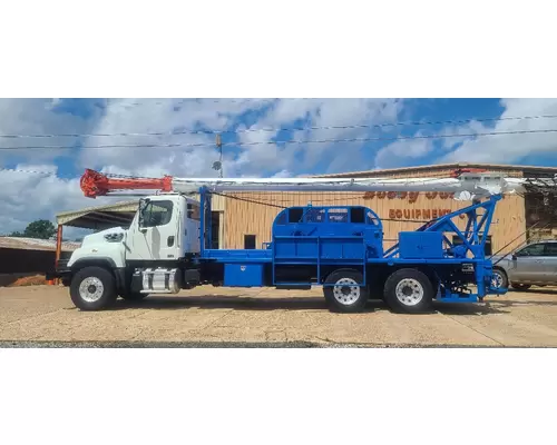 Freightliner 114SD Equipment (Whole Vehicle)