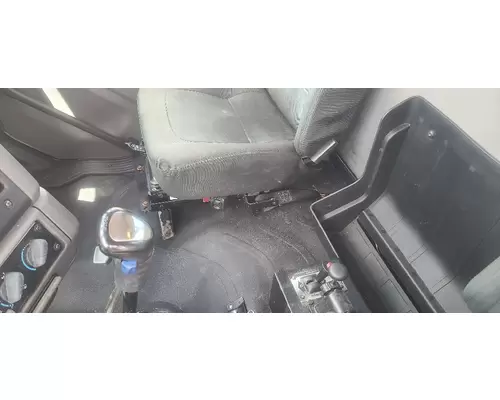 Freightliner 114SD Equipment (Whole Vehicle)