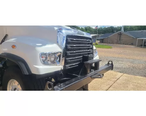 Freightliner 114SD Equipment (Whole Vehicle)