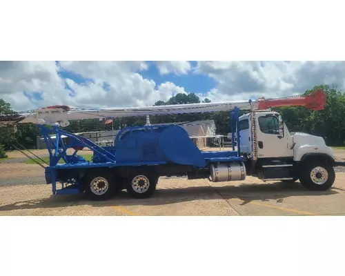 Freightliner 114SD Equipment (Whole Vehicle)