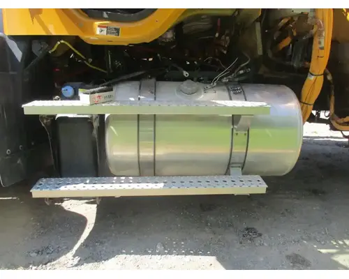 Freightliner 114SD Fuel Tank