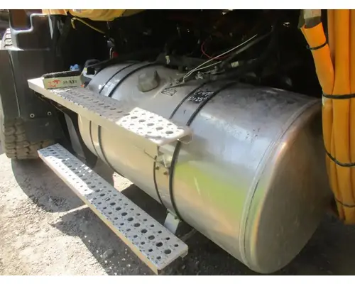 Freightliner 114SD Fuel Tank