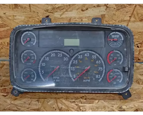 Freightliner 114SD Instrument Cluster