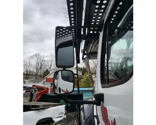 Freightliner 114SD Mirror (Side View)