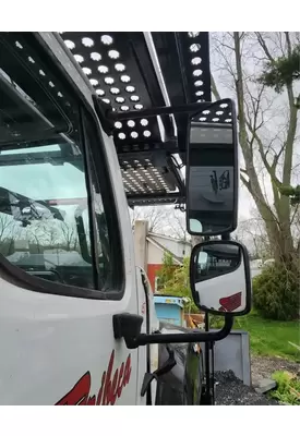 Freightliner 114SD Mirror (Side View)