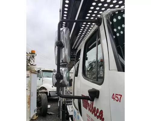 Freightliner 114SD Mirror (Side View)