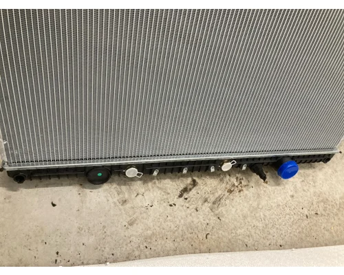 Freightliner 114SD Radiator