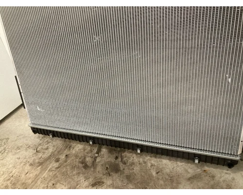 Freightliner 114SD Radiator