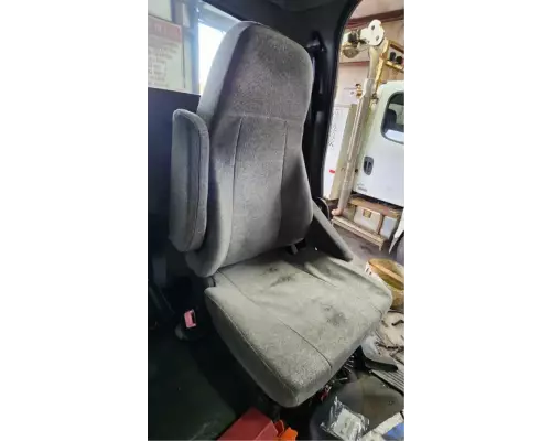 Freightliner 114SD Seat, Front