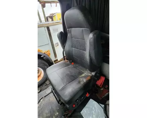Freightliner 114SD Seat, Front
