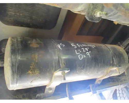 Air Tank Freightliner 114SD Dixie Truck Centre