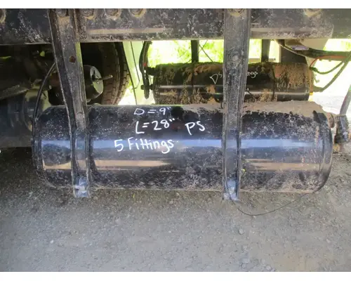 Air Tank Freightliner 114SD Dixie Truck Centre