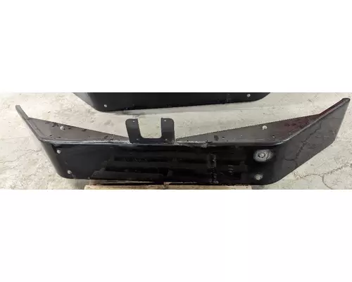 Bumper Assembly, Front FREIGHTLINER 114SD Vriens Truck Parts