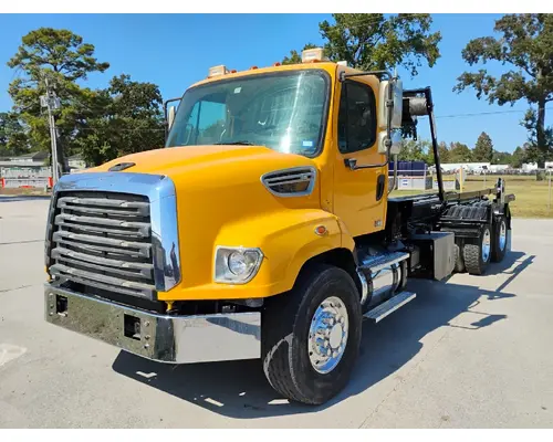 Complete Vehicle FREIGHTLINER 114SD Crj Heavy Trucks And Parts