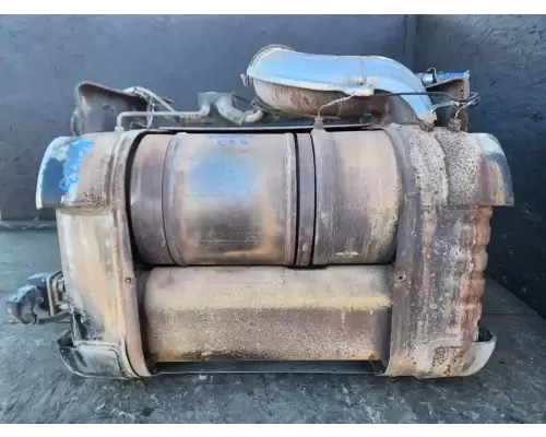 DPF (Diesel Particulate Filter) Freightliner 114SD Complete Recycling