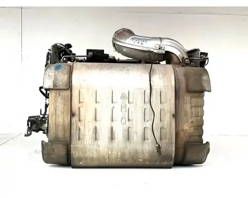 DPF (Diesel Particulate Filter) Freightliner 114SD Complete Recycling Group LLC