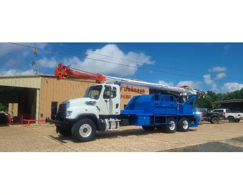 Equipment (Whole Vehicle) Freightliner 114SD Bobby Johnson Equipment Co., Inc.