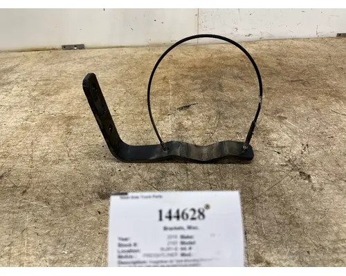 Brackets, Misc. FREIGHTLINER 12-21013-000 West Side Truck Parts