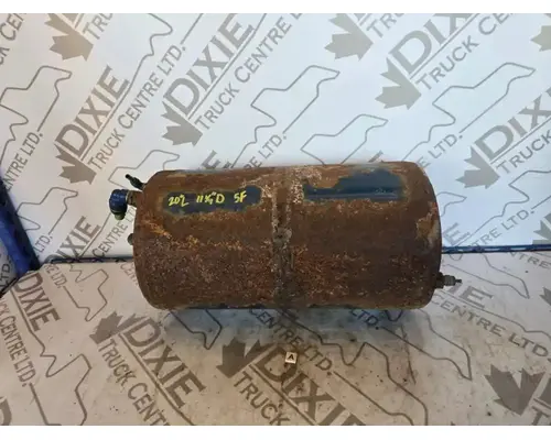 Freightliner 122SD Air Tank